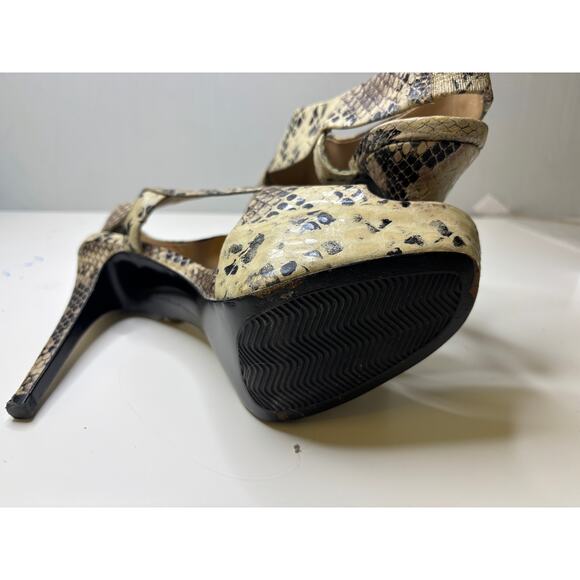 Diane von Fürstenberg Snakeskin Print Peep Toe Heels – Size 8 (Pre-Loved) - Picture 2 of 6